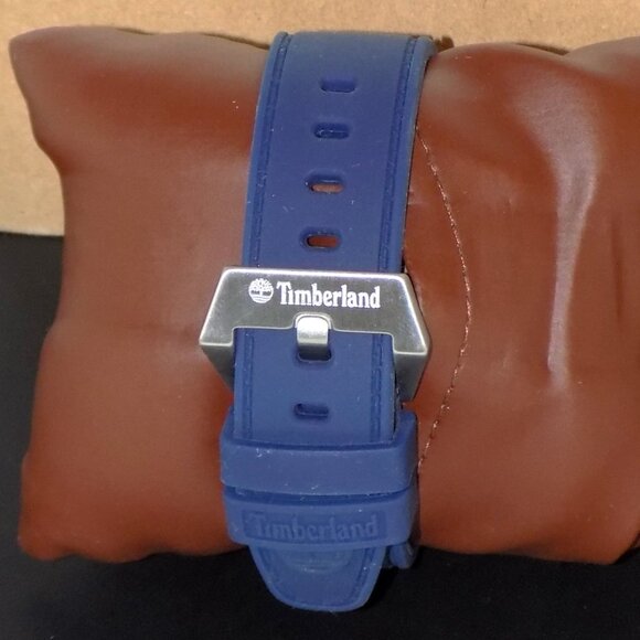 New Timberland Radler Navy Blue Watch 13328J Embossed Face & Band.  Working. - Picture 8 of 9